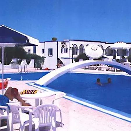 Lodos Hotel Karterados (Santorini)