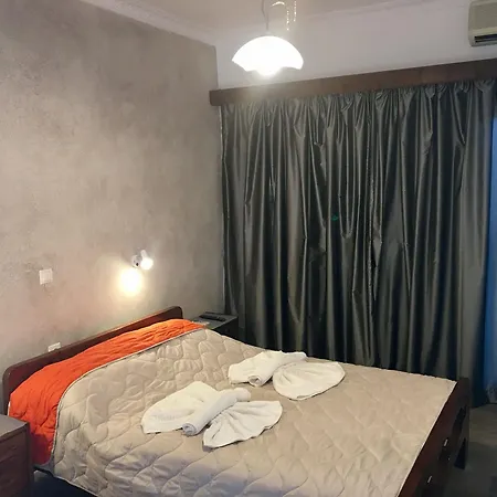 로도스 2* 카르테라도스